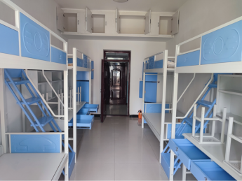 新疆工程学院宿舍条件怎么样,有空调和独立卫生间吗?(附宿舍图片)