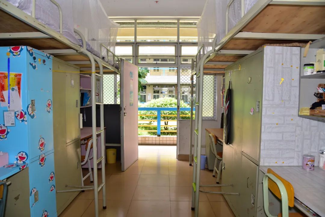 肇庆学院宿舍条件怎么样,有空调和独立卫生间吗?(附宿舍图片)