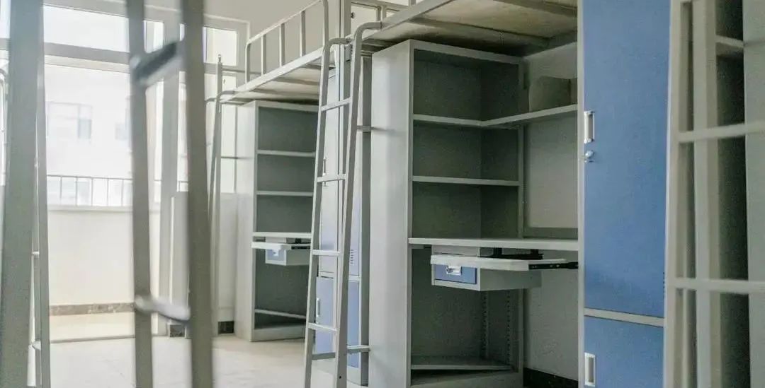石家庄铁道大学宿舍条件怎么样,有空调和独立卫生间吗?(附宿舍图片)