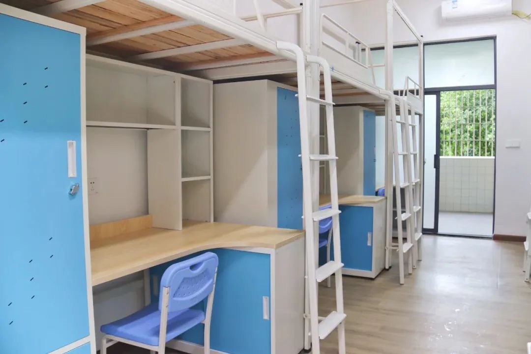 广州商学院宿舍条件怎么样,有空调和独立卫生间吗?(附宿舍图片)