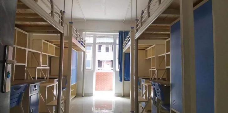 武昌首义学院宿舍条件怎么样,有空调和独立卫生间吗?(附宿舍图片)