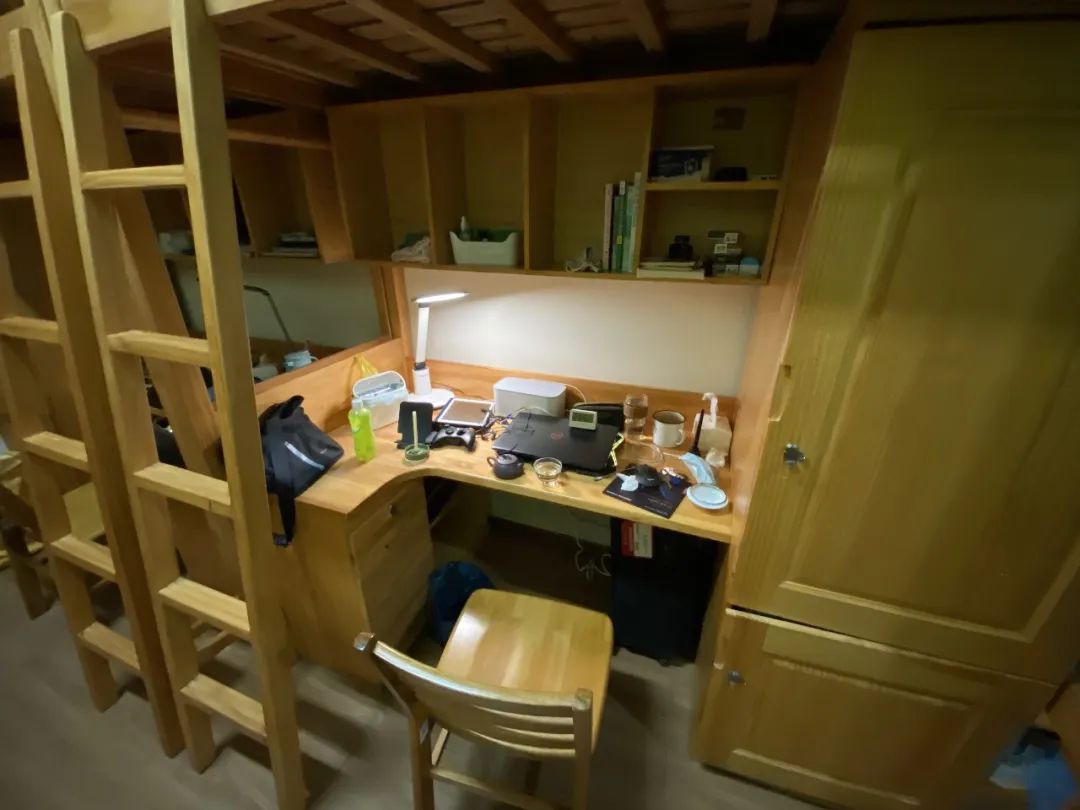 上海科技大学宿舍条件怎么样,有空调和独立卫生间吗?(附宿舍图片)