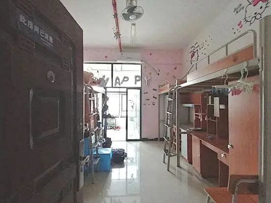 湖南女子学院宿舍条件怎么样,有空调和独立卫生间吗?(附宿舍图片)