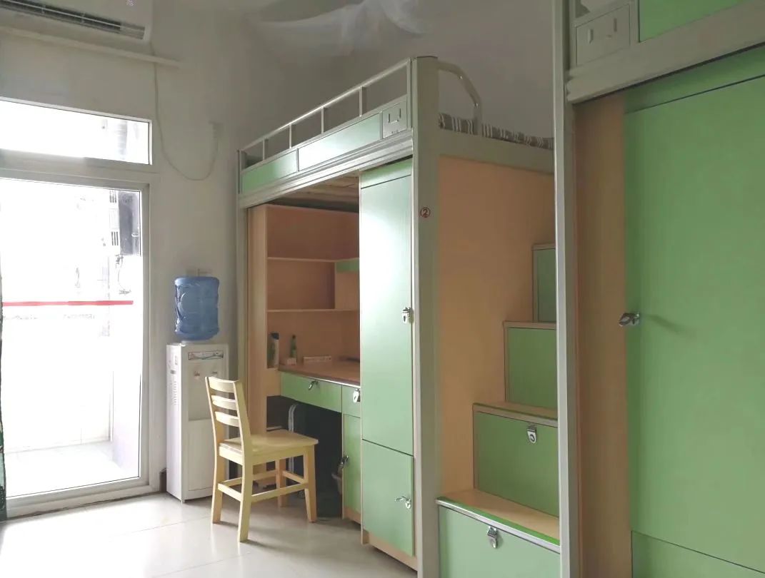 西南政法大学宿舍条件怎么样,有空调和独立卫生间吗?(附宿舍图片)