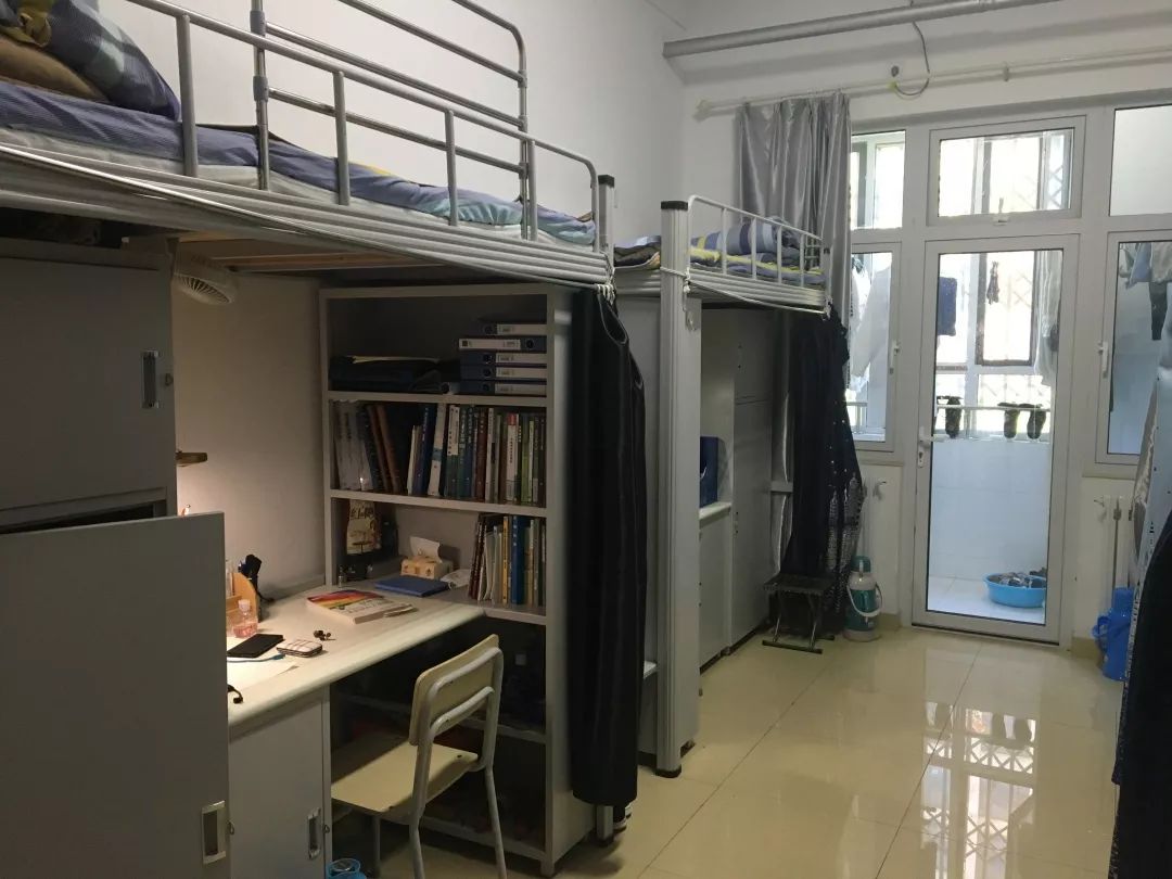 山东大学宿舍条件怎么样,有空调和独立卫生间吗?(附宿舍图片)