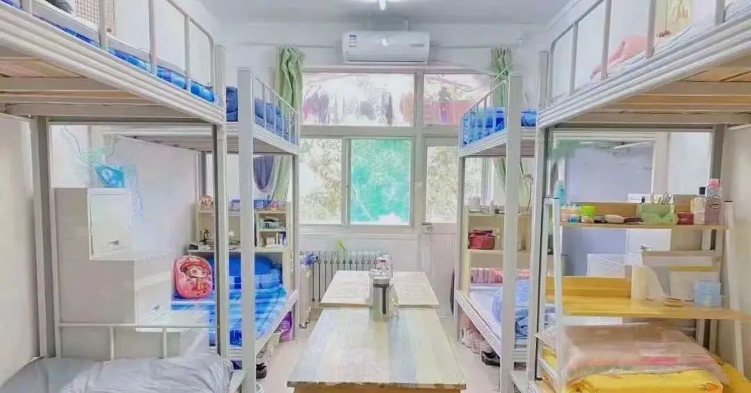 济南大学宿舍条件怎么样,有空调和独立卫生间吗?(附宿舍图片)
