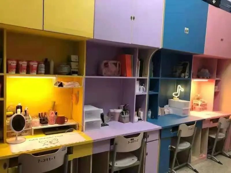 浙江传媒学院宿舍条件怎么样,有空调和独立卫生间吗?(附宿舍图片)
