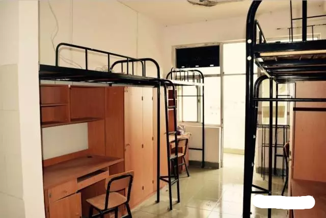 湘潭大学宿舍条件怎么样,有空调和独立卫生间吗?(附宿舍图片)