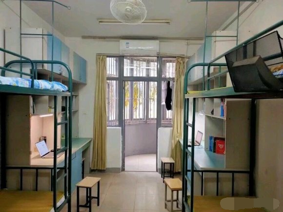 安徽大学宿舍条件怎么样,有空调和独立卫生间吗?(附宿舍图片)