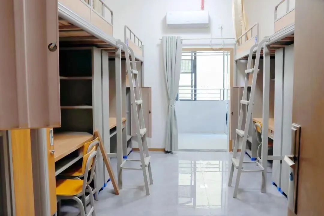 南昌工学院宿舍条件怎么样,有空调和独立卫生间吗?(附宿舍图片)