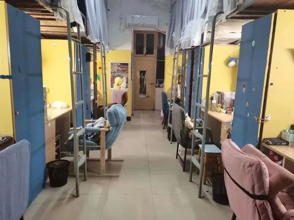湖南科技学院宿舍条件怎么样,有空调和独立卫生间吗?(附宿舍图片)