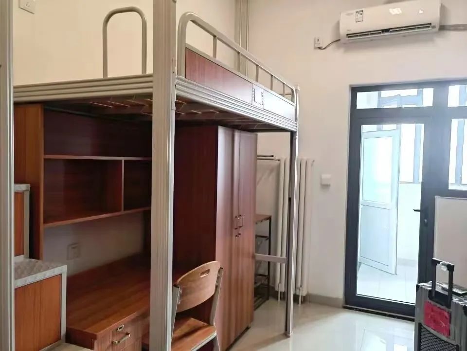 山东第一医科大学宿舍条件怎么样,有空调和独立卫生间吗?(附宿舍图片)