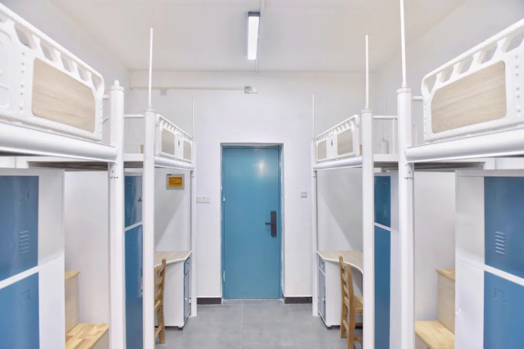 华中师范大学宿舍条件怎么样,有空调和独立卫生间吗?(附宿舍图片)