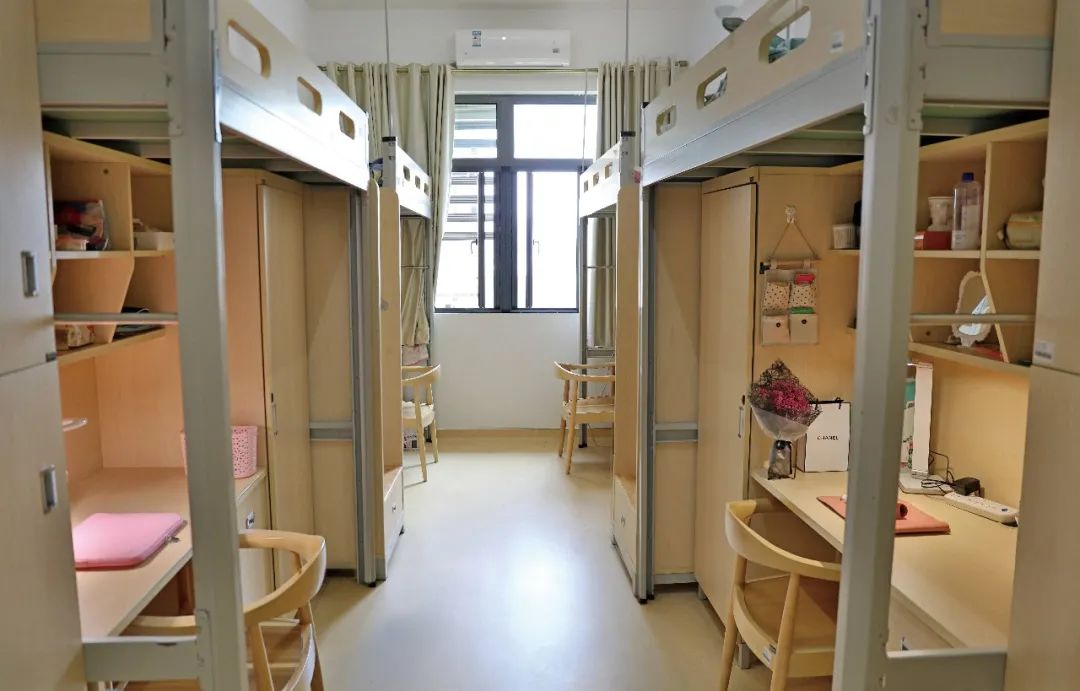 香港中文大学(深圳)宿舍条件怎么样,有空调和独立卫生间吗?(附宿舍图片)
