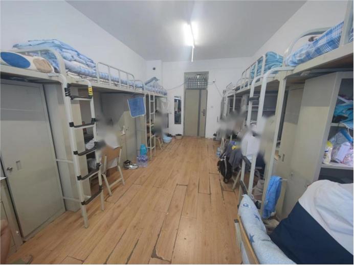 哈尔滨理工大学宿舍条件怎么样,有空调和独立卫生间吗?(附宿舍图片)