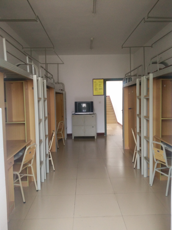 四川电影电视学院宿舍条件怎么样,有空调和独立卫生间吗?(附宿舍图片)