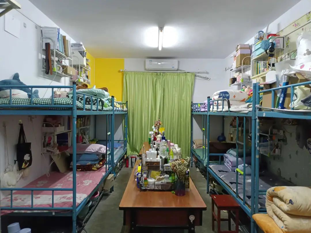 陕西理工大学宿舍条件怎么样,有空调和独立卫生间吗?(附宿舍图片)