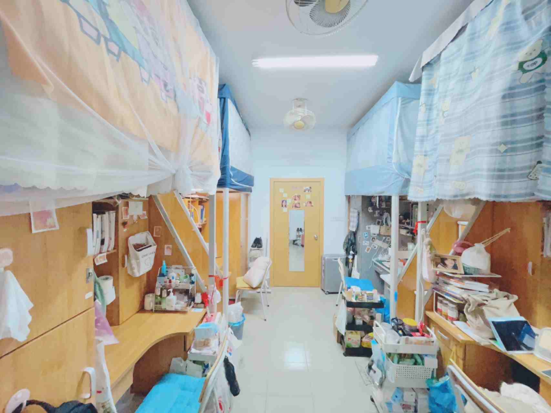 浙江越秀外国语学院宿舍条件怎么样,有空调和独立卫生间吗?(附宿舍图片)