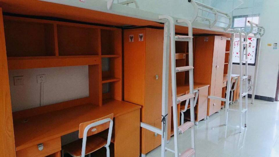 北部湾大学宿舍条件怎么样,有空调和独立卫生间吗?(附宿舍图片)
