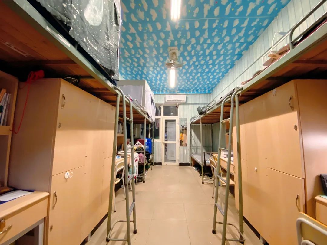 福建农林大学宿舍条件怎么样,有空调和独立卫生间吗?(附宿舍图片)