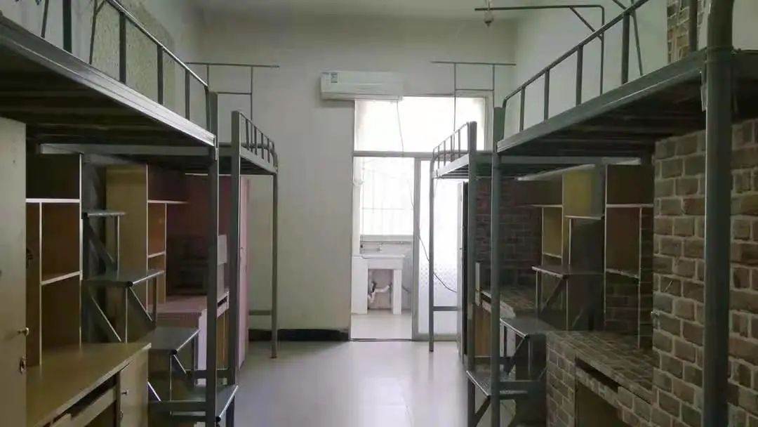 江西服装学院宿舍条件怎么样,有空调和独立卫生间吗?(附宿舍图片)