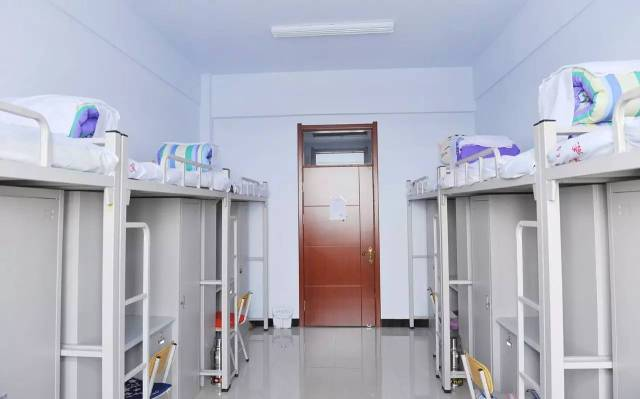 黑河学院宿舍条件怎么样,有空调和独立卫生间吗?(附宿舍图片)