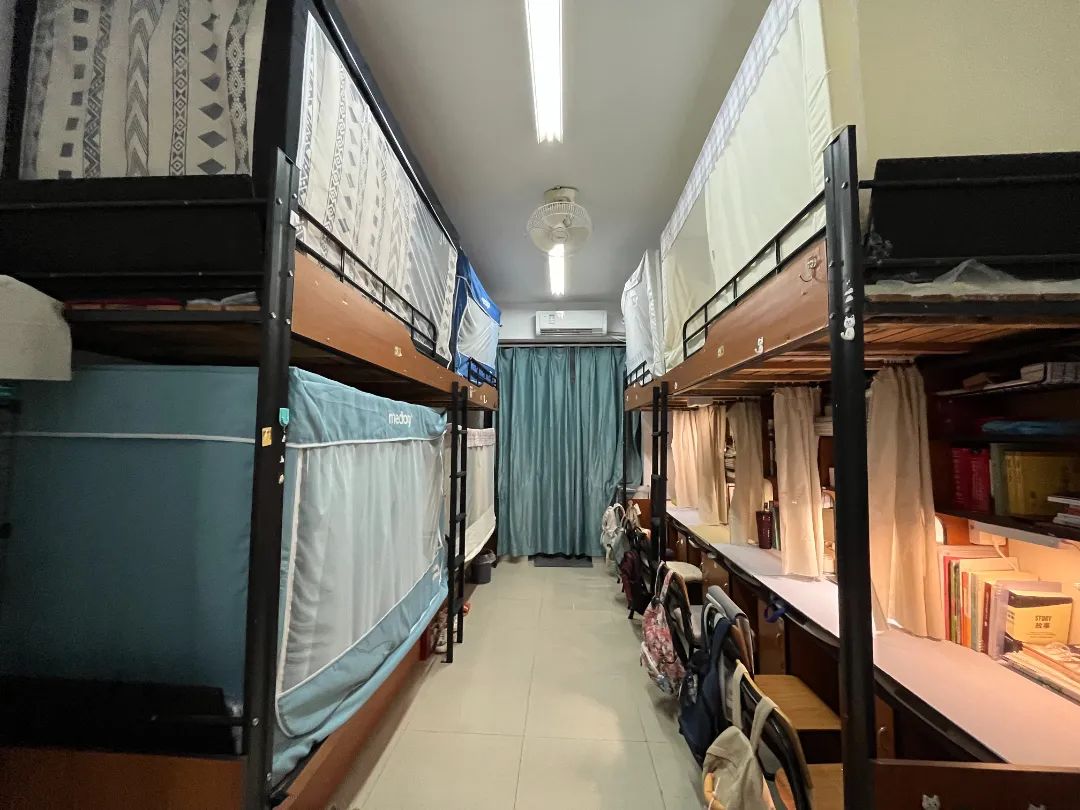 绍兴文理学院宿舍条件怎么样,有空调和独立卫生间吗?(附宿舍图片)
