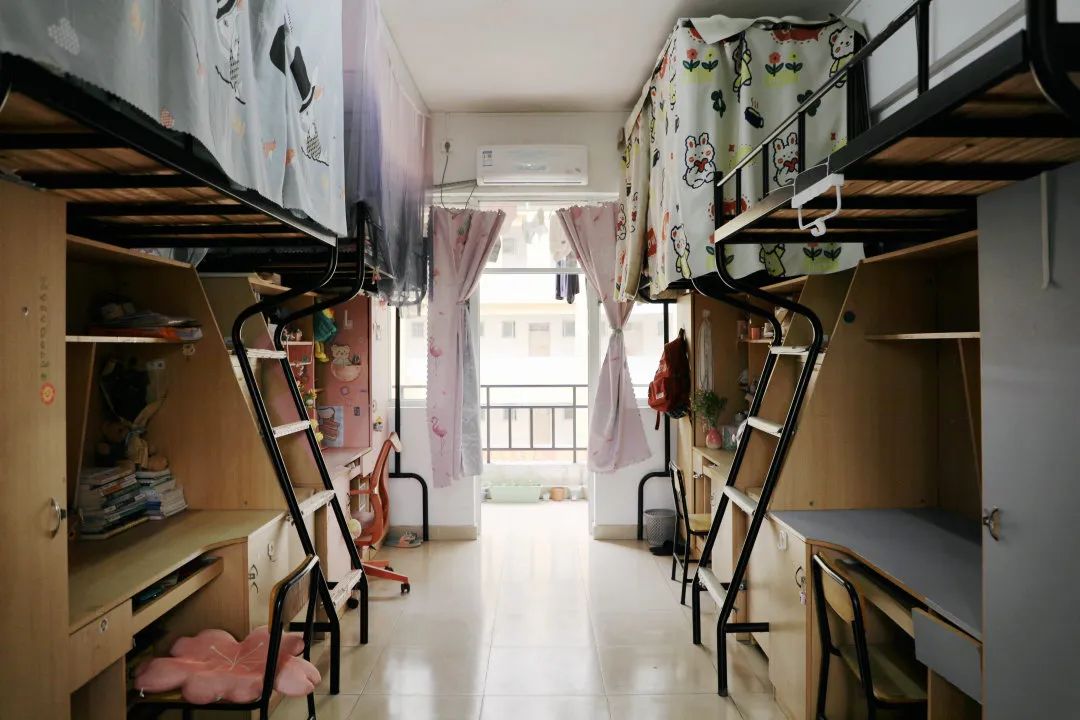 韶关学院宿舍条件怎么样,有空调和独立卫生间吗?(附宿舍图片)