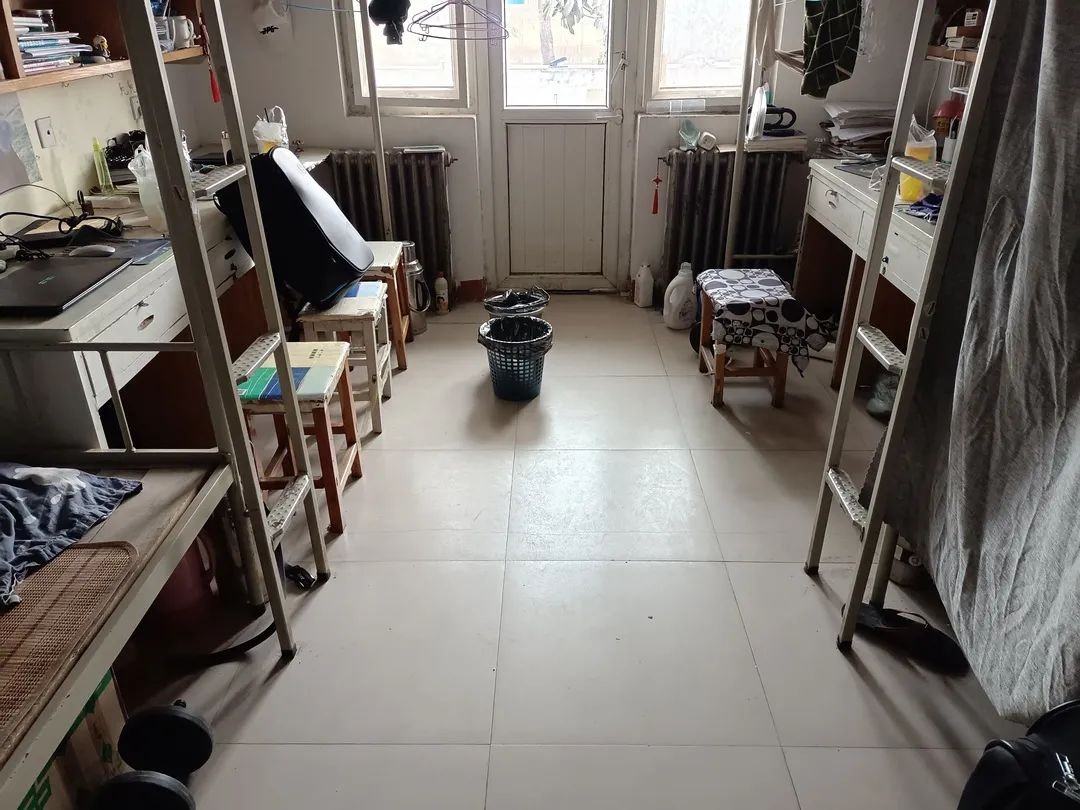 中原工学院宿舍条件怎么样,有空调和独立卫生间吗?(附宿舍图片)