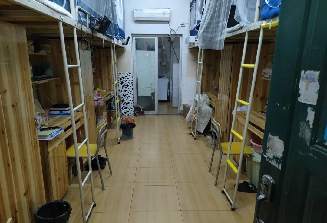 长沙医学院宿舍条件怎么样,有空调和独立卫生间吗?(附宿舍图片)