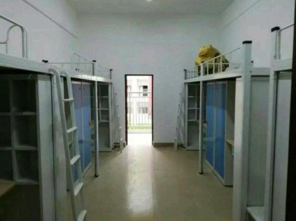贵阳人文科技学院宿舍条件怎么样,有空调和独立卫生间吗?(附宿舍图片)