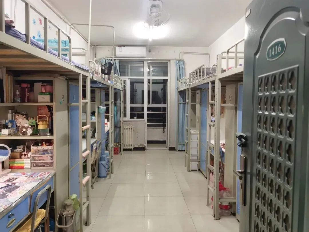河北医科大学宿舍条件怎么样,有空调和独立卫生间吗?(附宿舍图片)