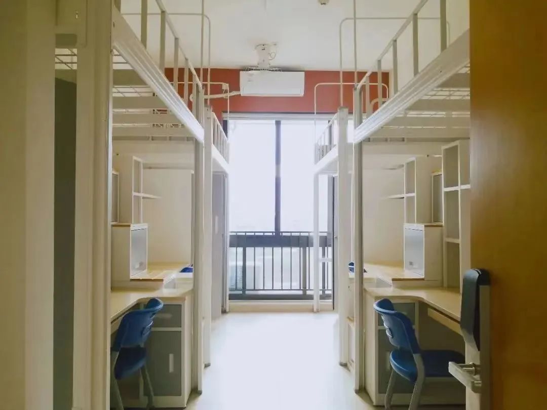 南方科技大学宿舍条件怎么样,有空调和独立卫生间吗?(附宿舍图片)