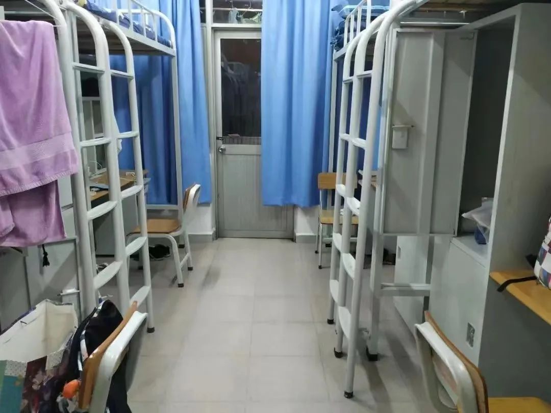 广东工业大学宿舍条件怎么样,有空调和独立卫生间吗?(附宿舍图片)