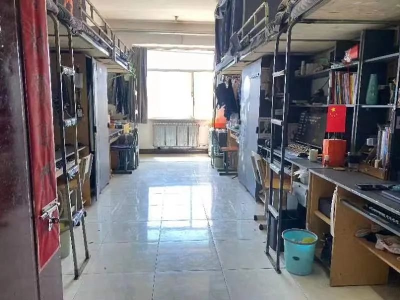 吉林师范大学宿舍条件怎么样,有空调和独立卫生间吗?(附宿舍图片)