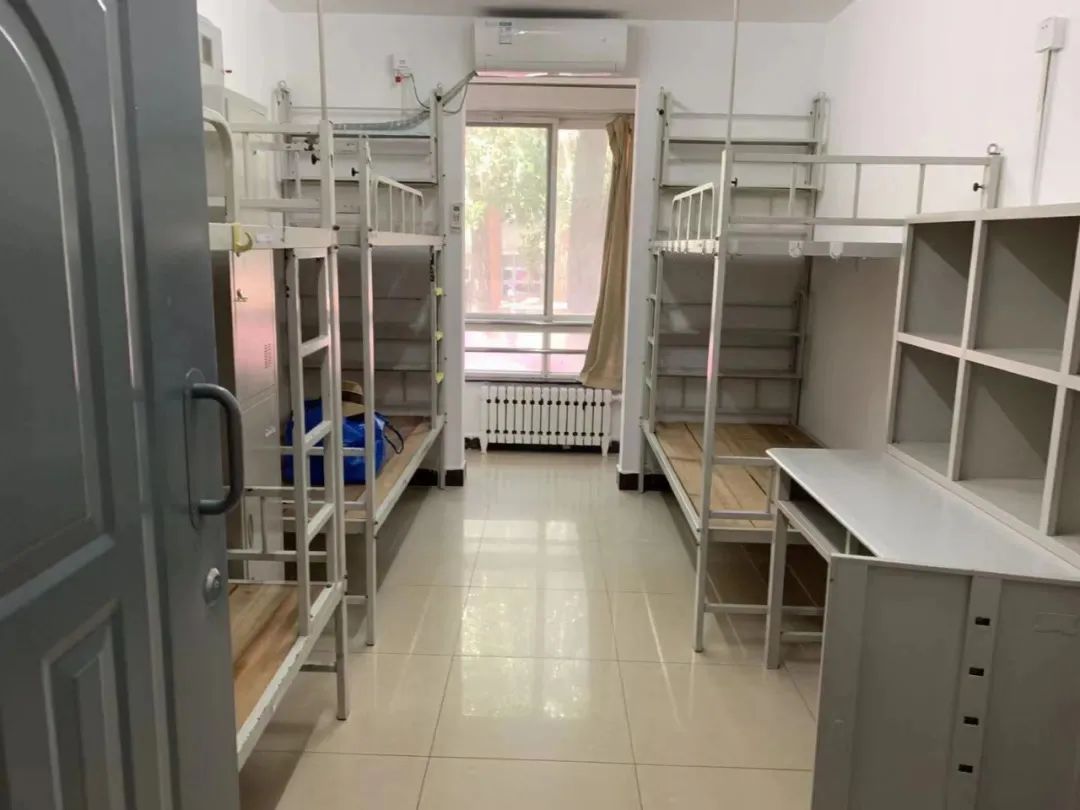 北京体育大学宿舍条件怎么样,有空调和独立卫生间吗?(附宿舍图片)