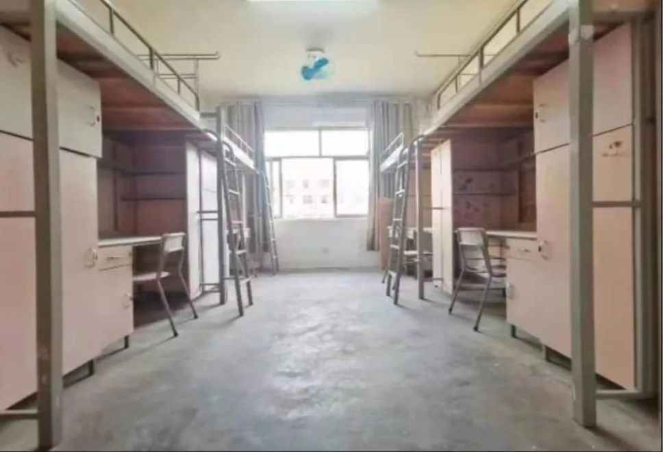 江西中医药大学宿舍条件怎么样,有空调和独立卫生间吗?(附宿舍图片)