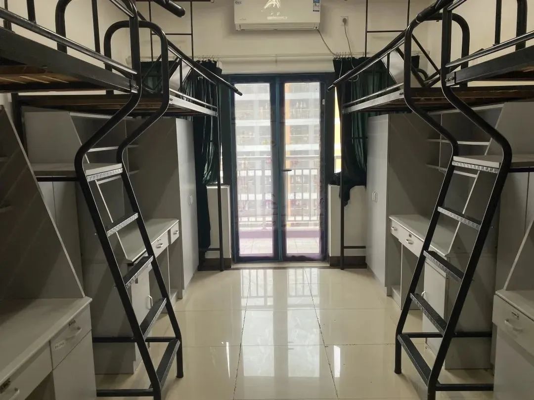 南京航空航天大学宿舍条件怎么样,有空调和独立卫生间吗?(附宿舍图片)