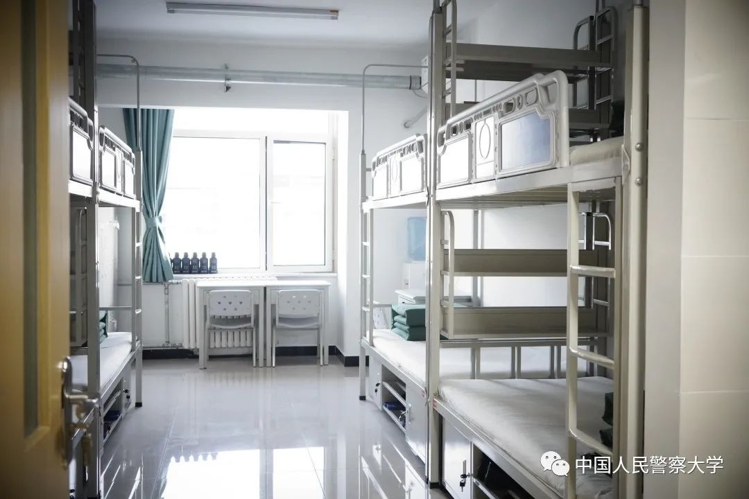 中国人民警察大学宿舍条件怎么样,有空调和独立卫生间吗?(附宿舍图片)